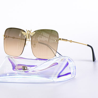 Trendy Square Bee Sunglasses For Women -SunglassesCarts