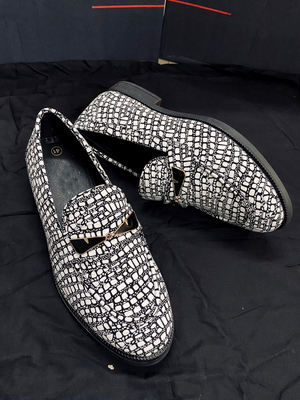 White Crocodile Pattern Moccasins Casual And Party Wear Shoes For Men- SunglassesCarts
