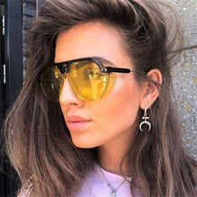 Stylish Vintage Transparent Sunglasses For Women-SunglassesCarts