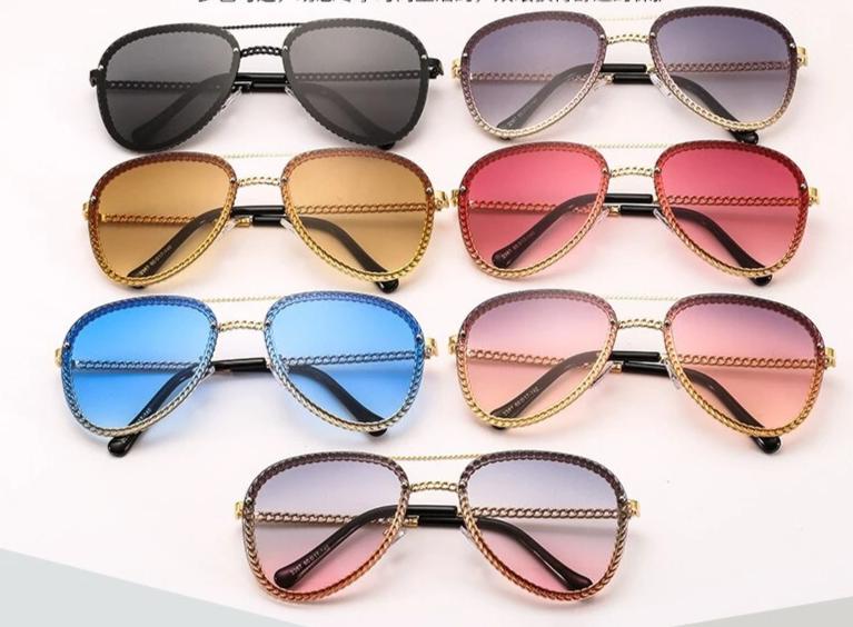 Trendy Classy Aviator Sunglasses For Men And Women-SunglassesCarts
